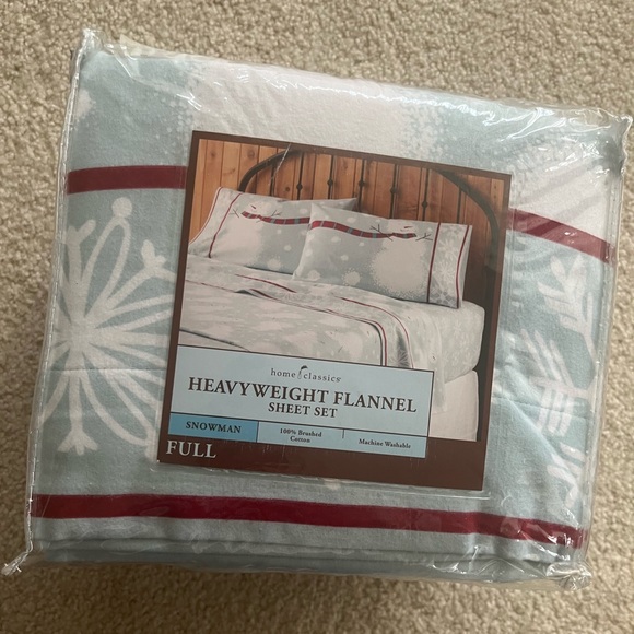 Other - Brand new home classics heavy weight flannel sheet set full size